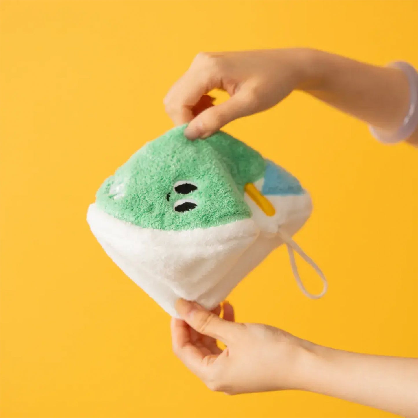 Chako Lab Hand Towel (Lemon)